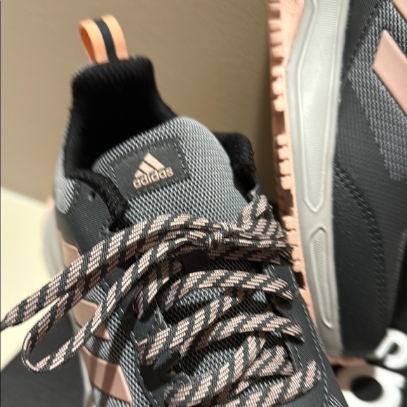 Adidas Rockadia Trail 3.0 Women’s Size 7.5 Running Shoes Grey / Pink EG2523 - Picture 4 of 9